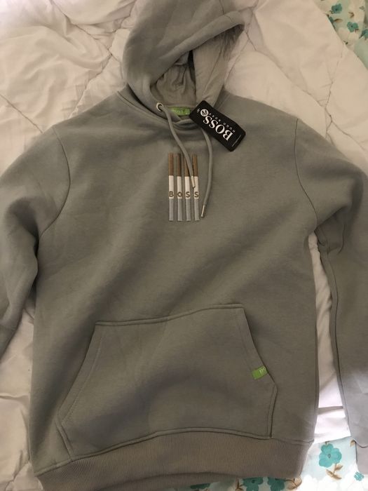 Hanorac hugo boss relică 95% bumbac