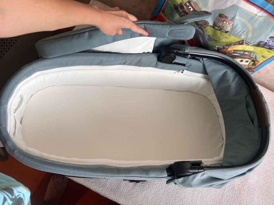 Cybex balios s lux Кош за новородено/ Зимен кош