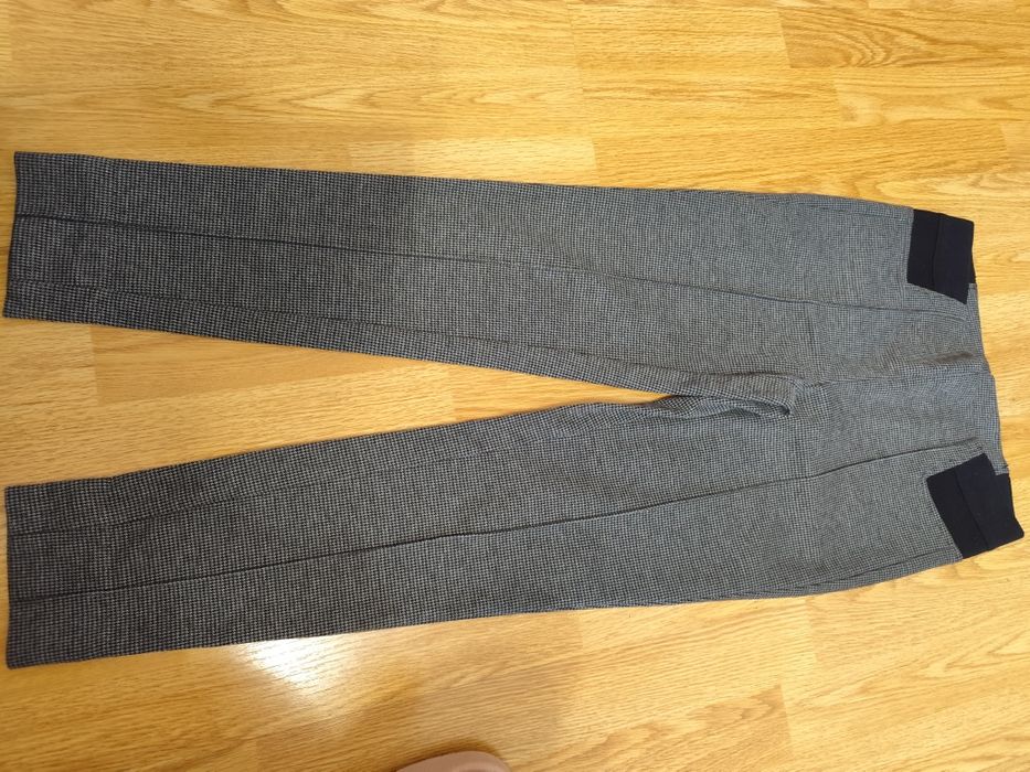 Pantaloni măsura 34