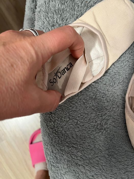 Туфли за балет, кожени