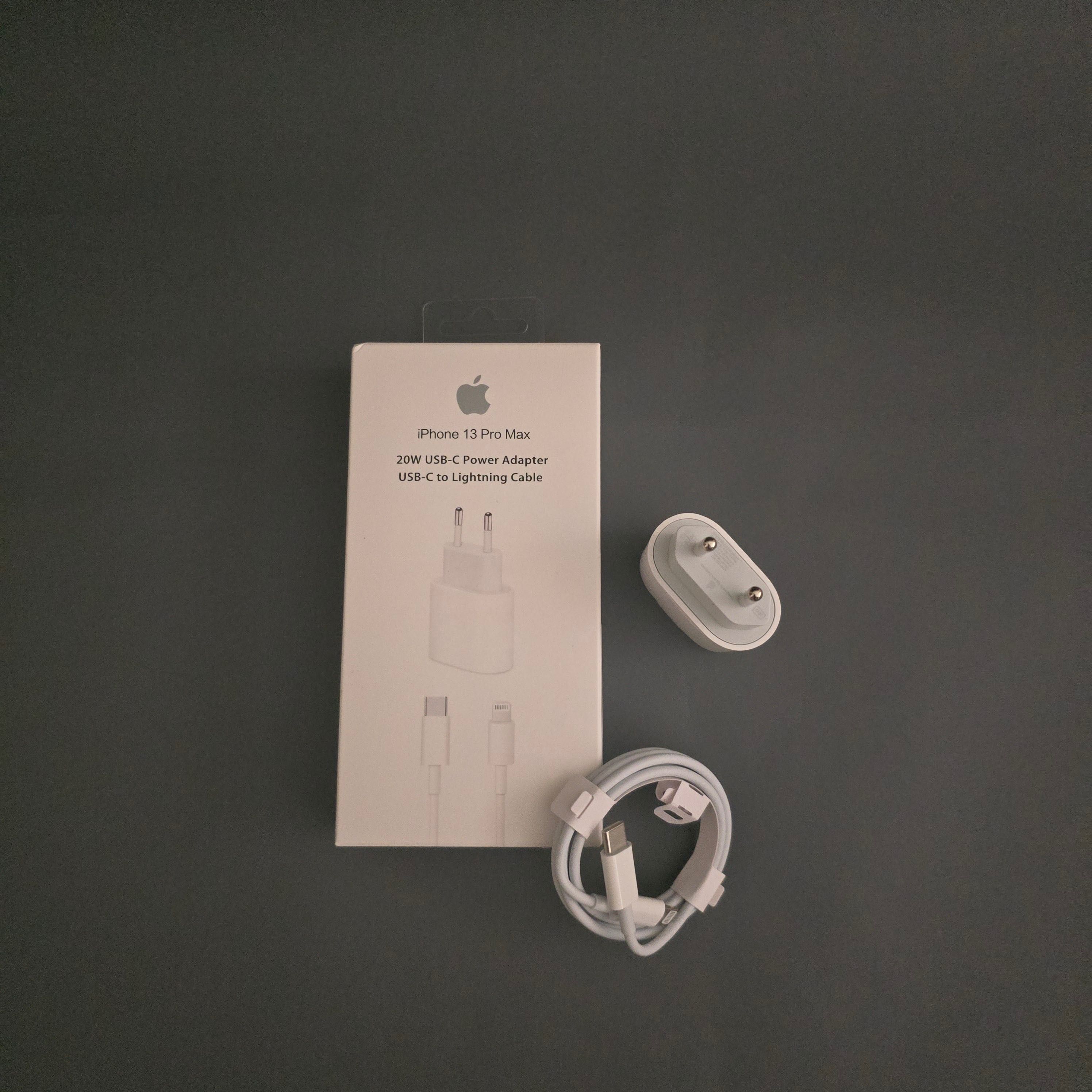 Оригинален комплект зарядно за айфон (iphone) Fast charge 20W адаптер