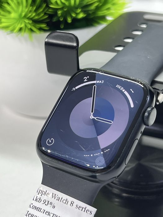 Apple Watch 8 series 45 mm