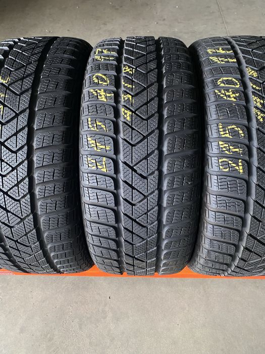 Anvelope iarna 215/40/17 Pirelli Sottozero 3 215 40 17 R17