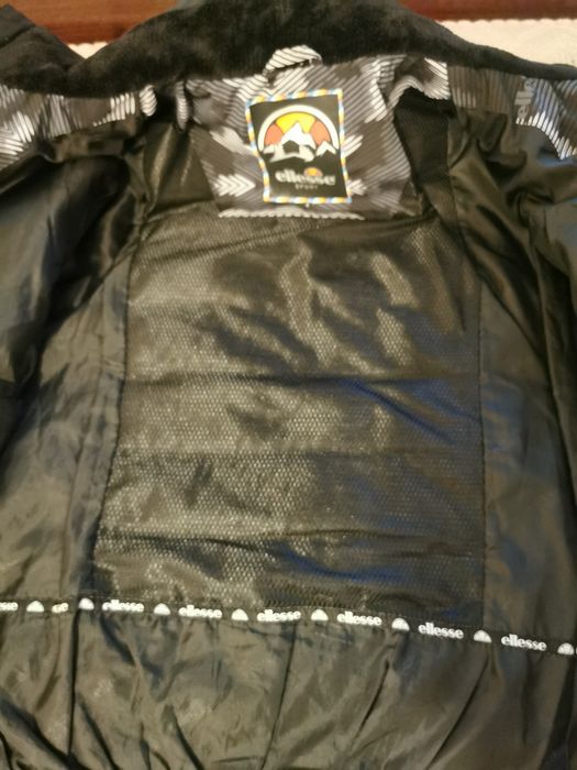 Продавам мъжко зимно яке Ellesse