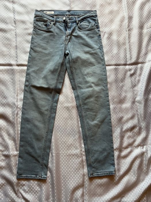 vand blugi zara marimea 38