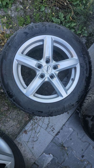 Зимни гуми 205 60 16 Nexen