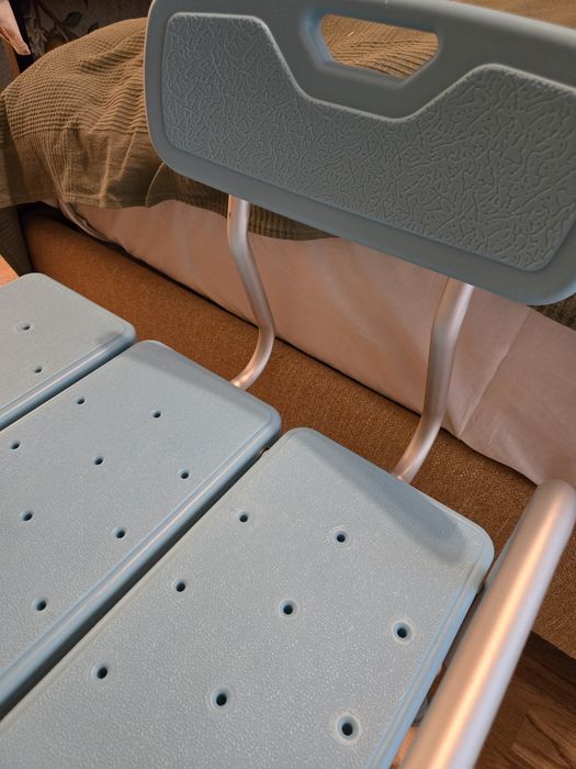 Scaun pentru Cadă si Duș Vârstnici și pers cu dizabilități