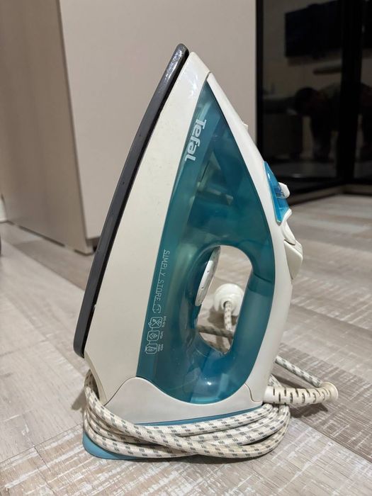 Продам утюг в отличном состоянии