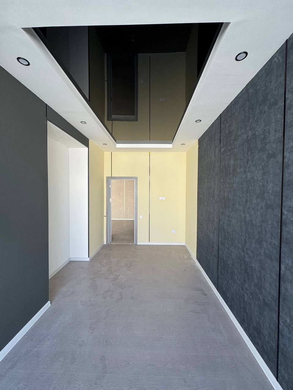 Nijiloy sotiladi yakkasaroy rayoni 7 qavat 85m²