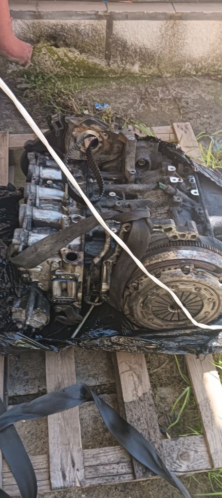 Motor Peugeot 1.y.6