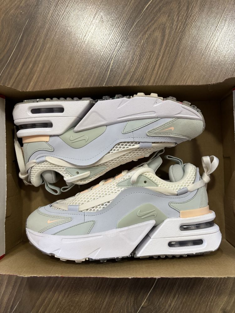 Маратонки Nike Air Max Furyosa