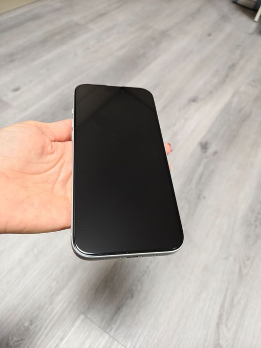 iPhone 17 Pro Max Silver 256gb esim