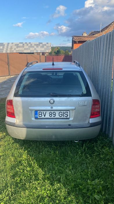 Vând Skoda Octavia 1   1.6