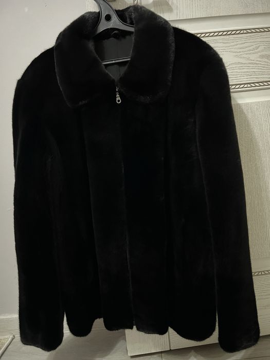 Продам шубу норковую