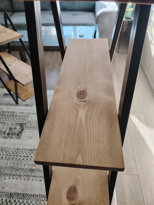 Етажерки в индустриален стил