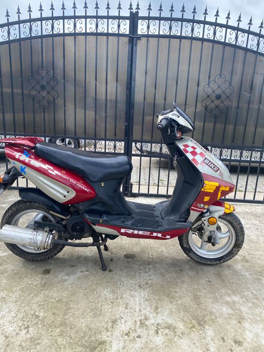 Vând scuter 49cc puțin negociabil