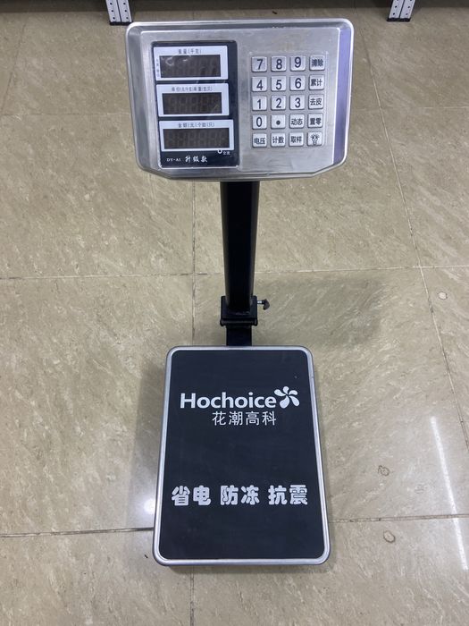 Продам напольнон весы