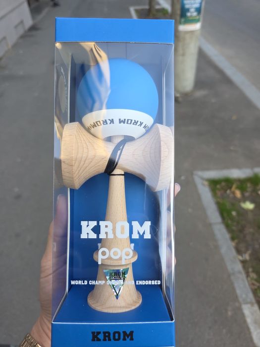 Kendama Krom Pop Rubber/Mat