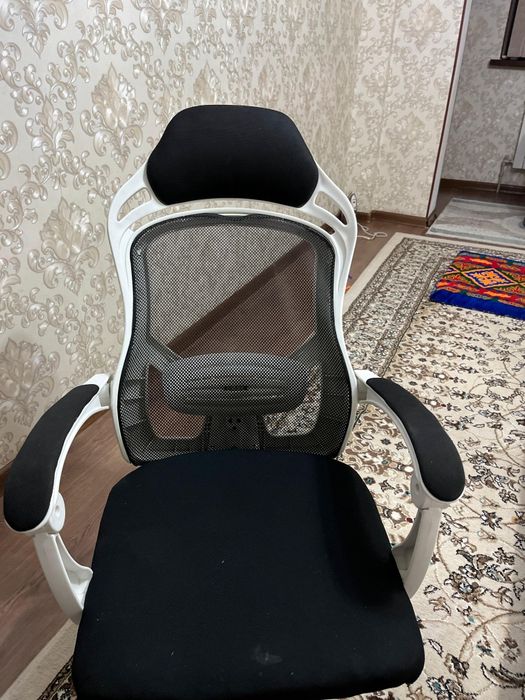 Продам кресло компьютерное