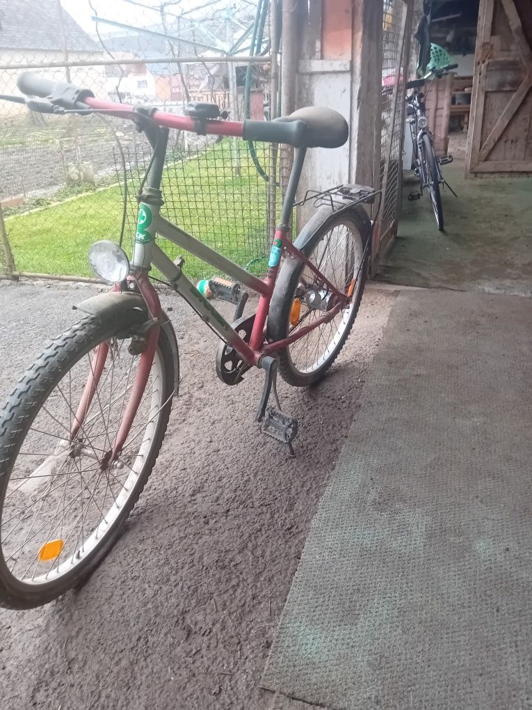 Vând biciclete  2 bucăți