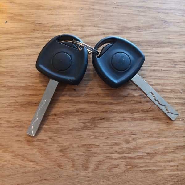 НОВА! Контактна ключалка + 2 ключа за Opel Corsa Combo, 5 пина
