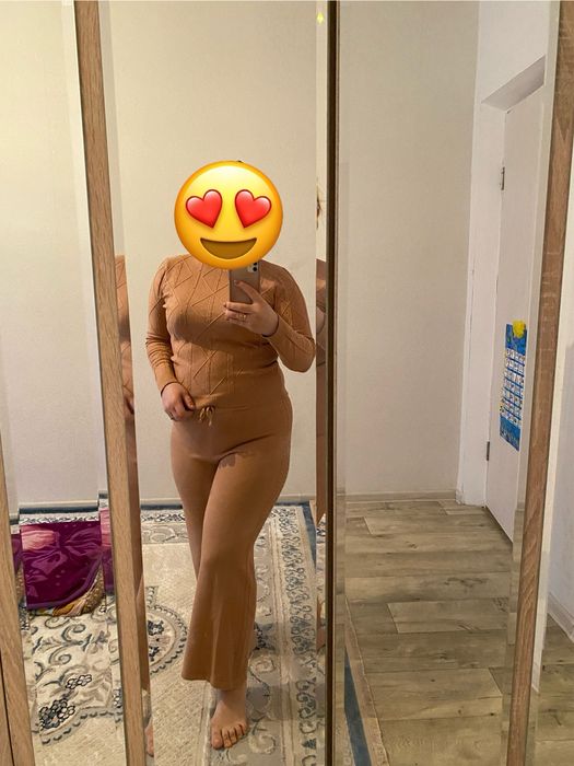 Продом платья и теплые двойки