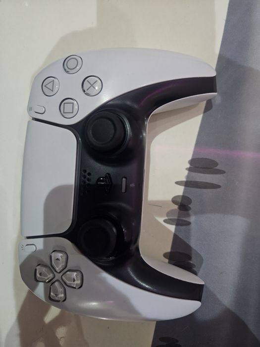 Джойстик от PlayStation 5