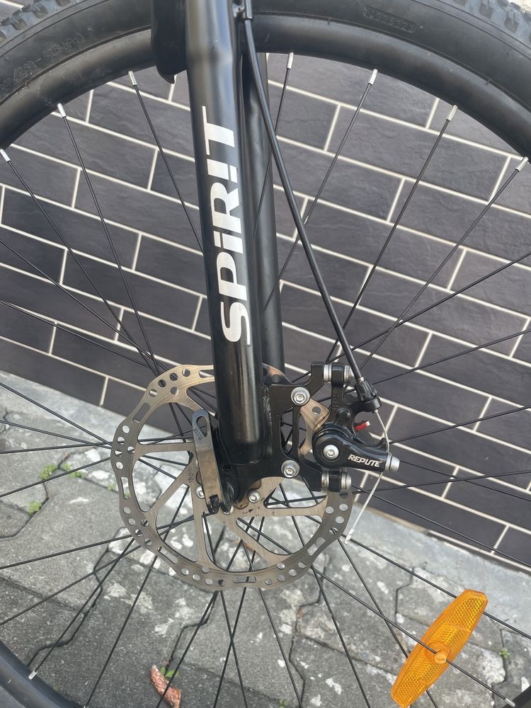 Bicicleta full suspension Spirit roti pe 29 downhill frane disc