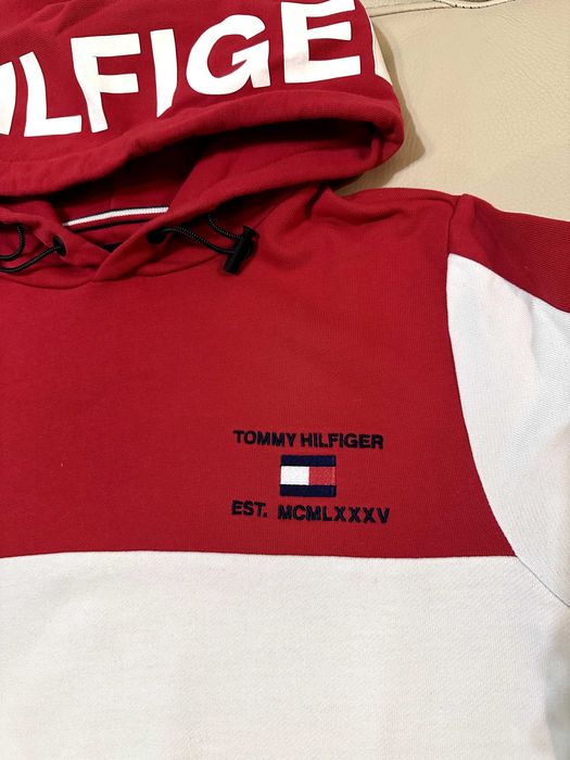 Мъжки Tommy Hilfiger суичър - S размер | 100% памук