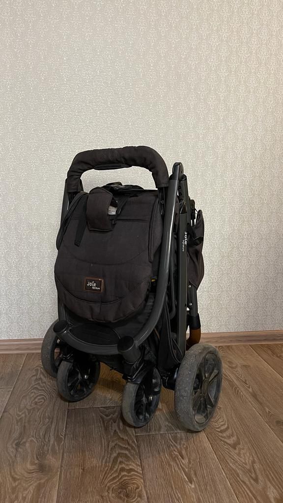 Коляска Joie Litetrax 4 Flex Signature