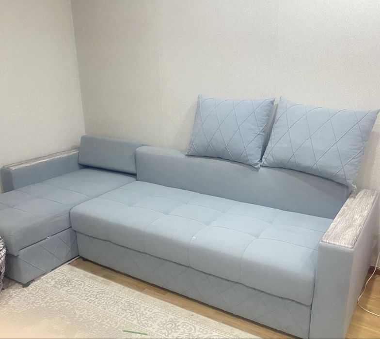 Продам диван хорошем состояние