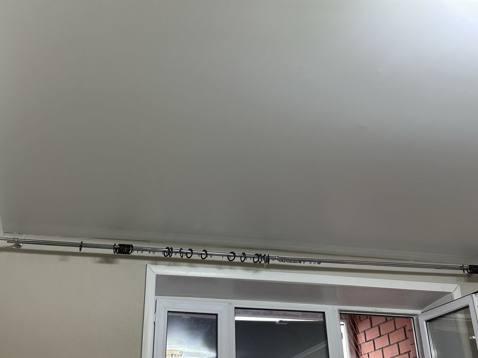 Продам гардину ( карниз )