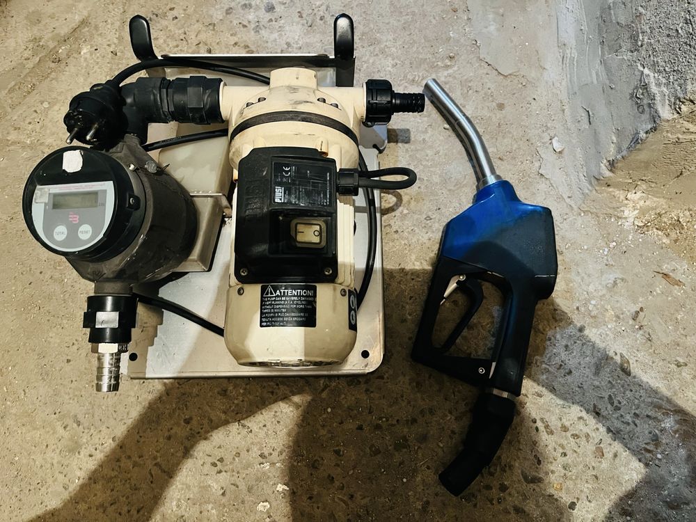 Помпа PIUSI с брояч, стойка и пистолет 220V