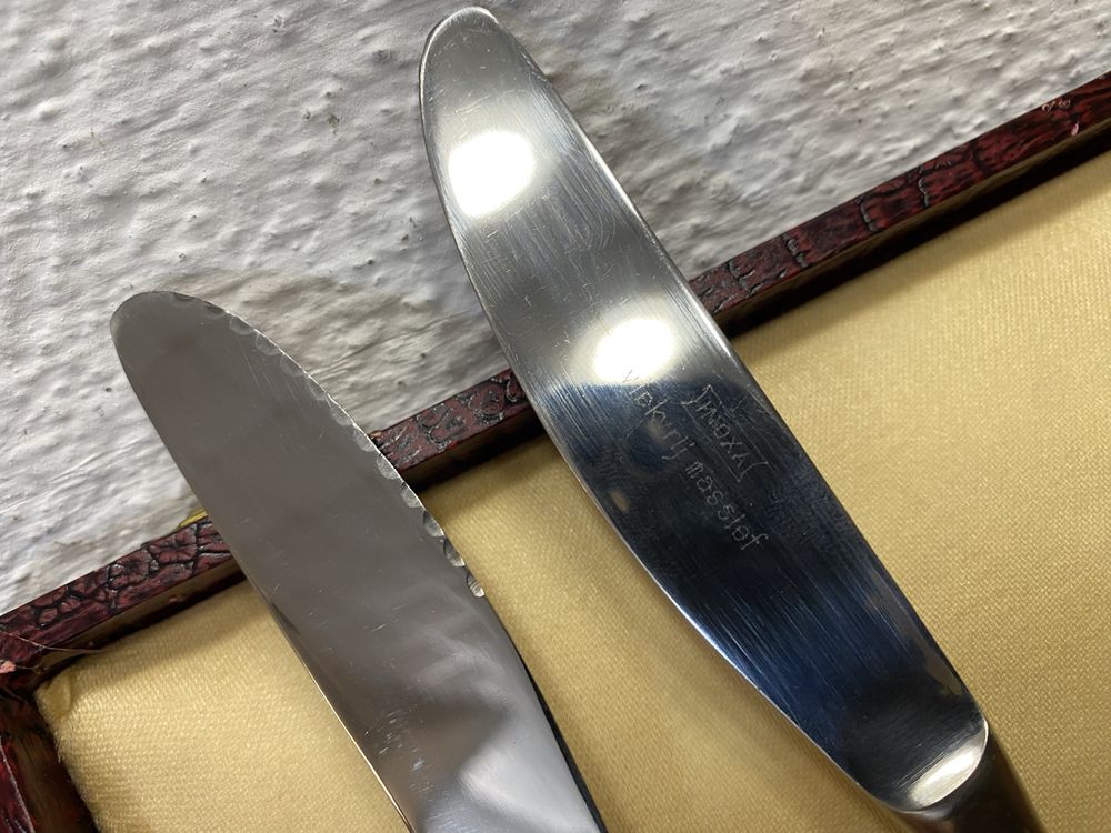 Пълен комплект английски ножове за стек и за салата