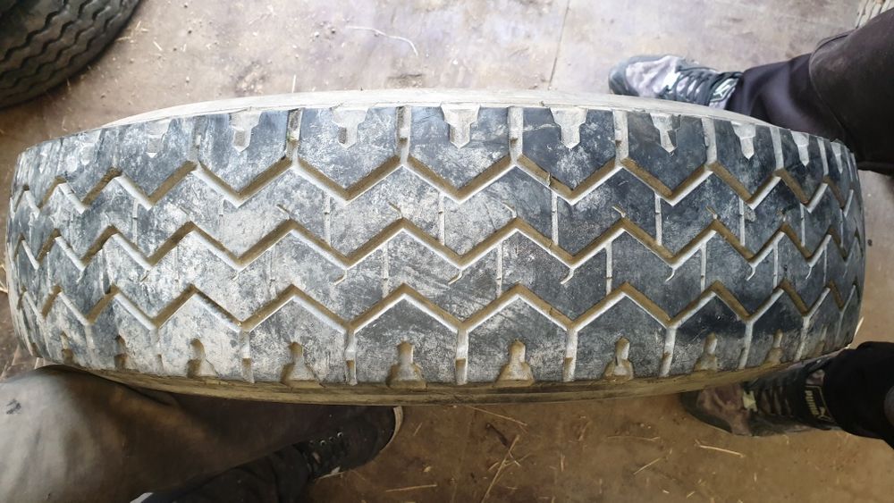 Гума 8.5 17.5 пирели