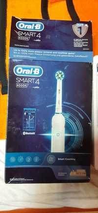 Periuta electrica oral-B smart 4 4000n la cutie cu toate accesoriile
