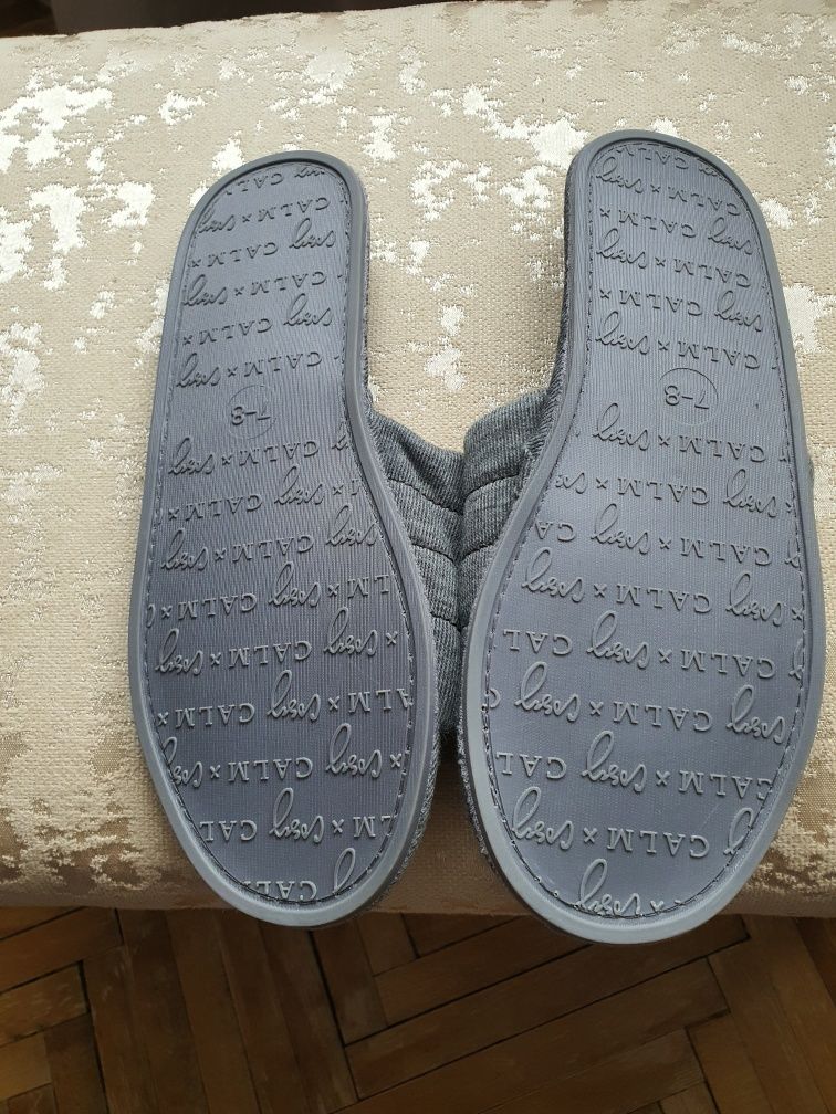 Papuci de casa Primark marimea 40/41