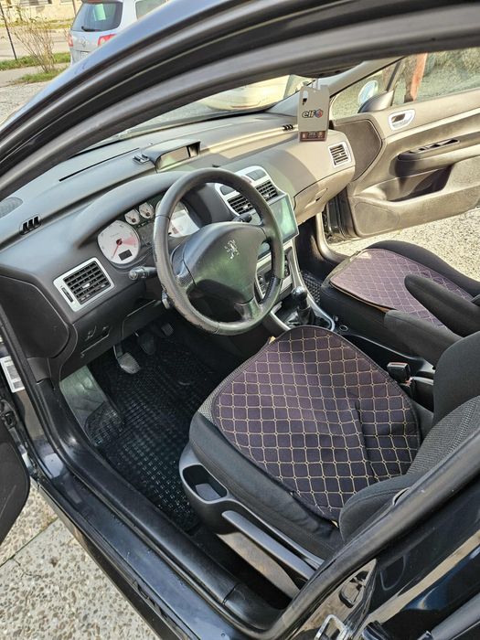 Vând Peugeot 307 BREAK