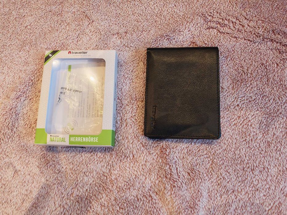 Мъжки кожен портфейл Traveller