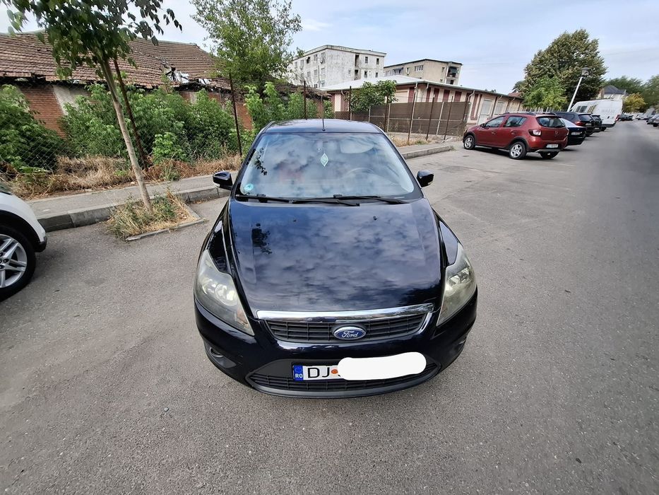 Vând mașină Ford Focus, benzină