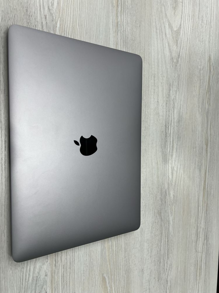 Macbook 2020 core i5