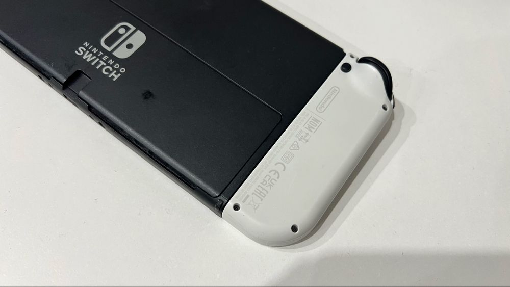 Продается Nintendo Switch Oled