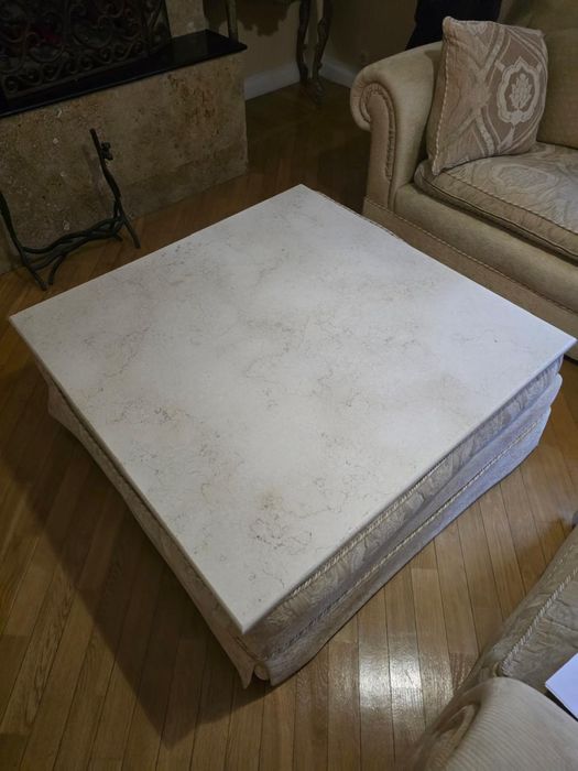 Стол в гостинную. Распродажа в профиле!