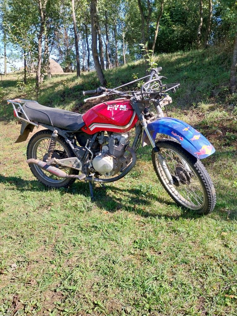 Motocicletă cross
