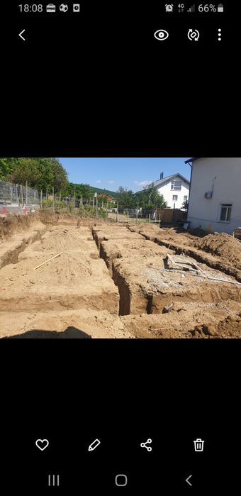 Săpături cu miniexcavator
