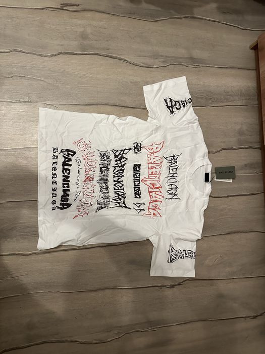 Balenciaga t-shirt black and white