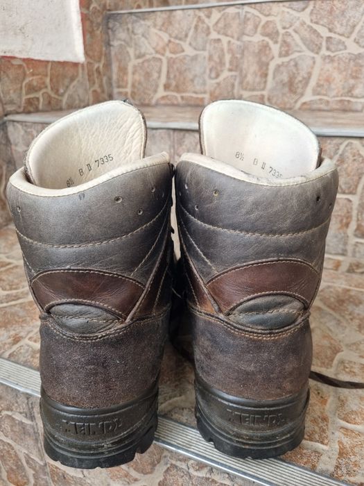 Bocanci Meindl 41.5 - 42 , piele naturala