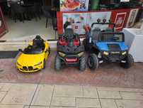 Детски акумулаторни колички Peg Perego