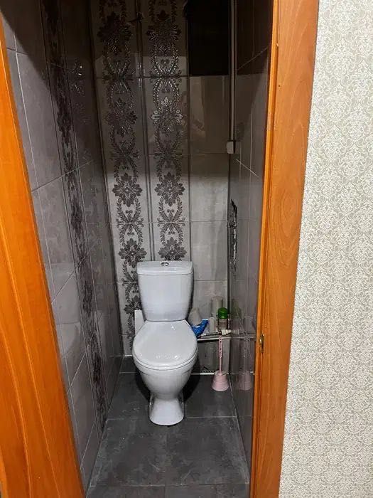 2 мкр.Продам 3 комн.кв переделанную в 4комн.