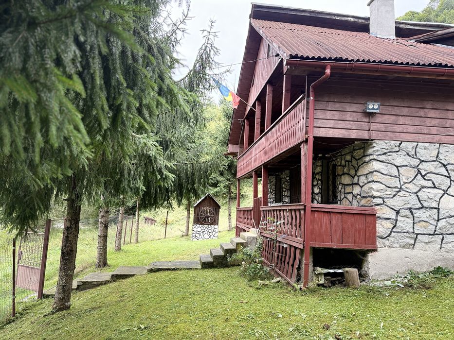 Cabana de vanzare / Casa de vacanta de vanzare